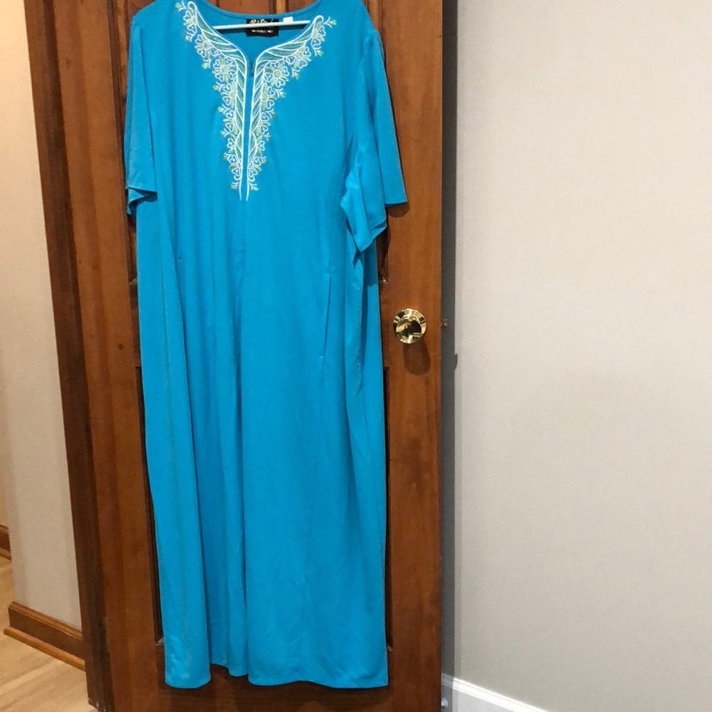 Bob Mackie house coat